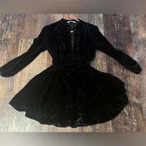 Zara Black Long Sleeve Velvet Dress